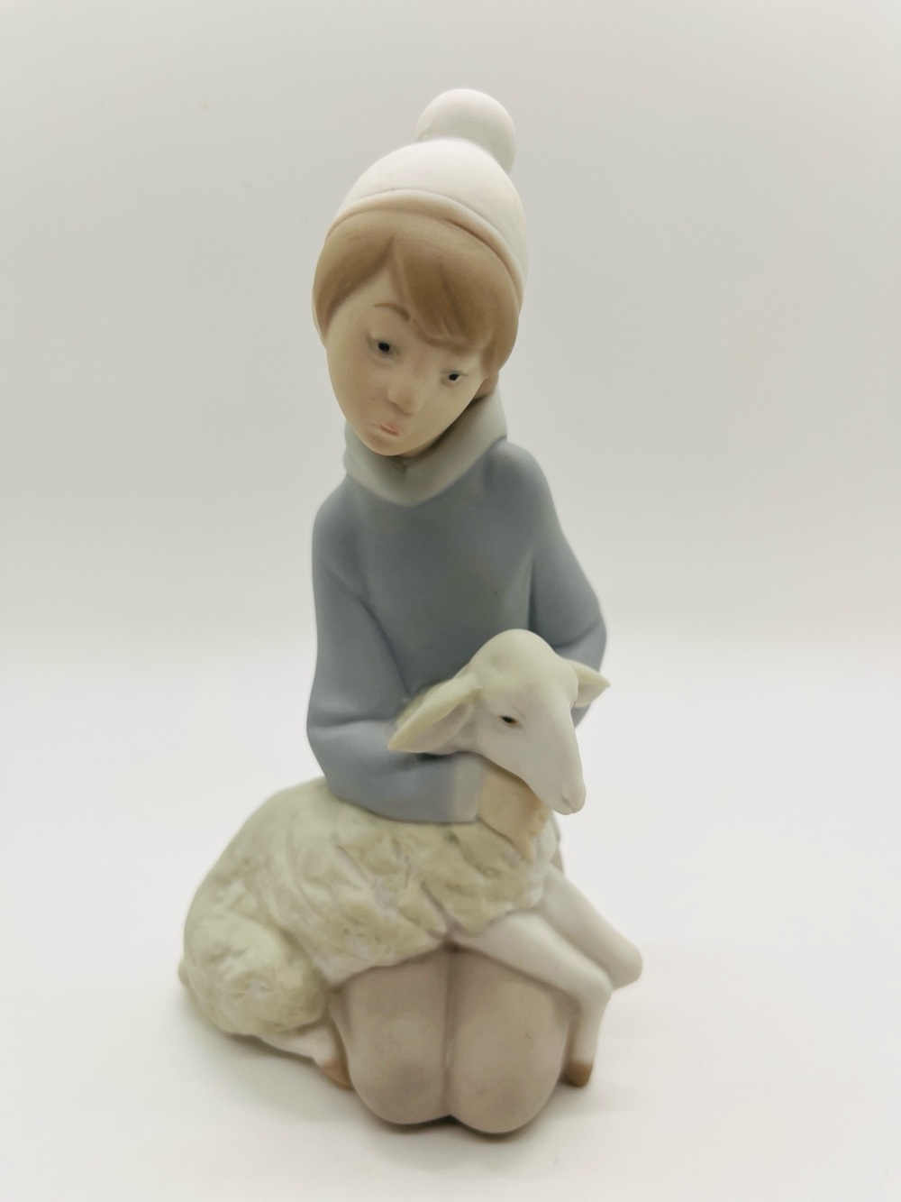 Lladro Porcelain Shepherd With Lamb 6” Matte Figurine Made In Spain